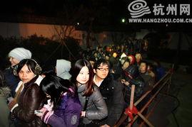 国产轻吻系列视频在线,浪漫瞬间，情感共鸣